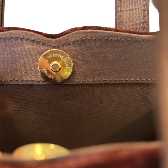 Vintage Burgundy Velvet Serpentine Scalloped Edge Bag 1980s - Picture 8 of 13